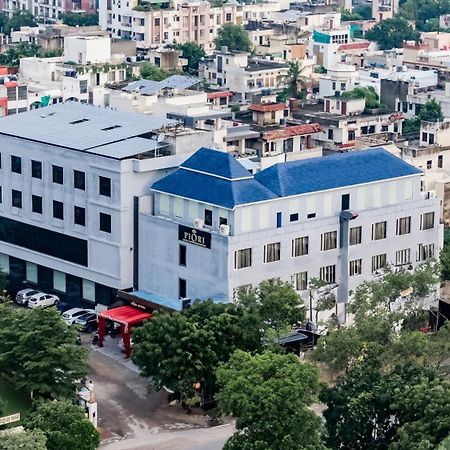 Foxoso Fiori Hotel Jaipur Buitenkant foto